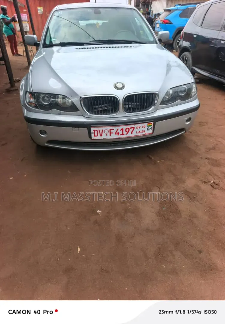 BMW 318ti 2004 Silver