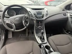Hyundai Elantra SE 4dr Sedan (1.8L 4cyl 6A) 2015 Black