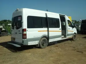Mercedes-Benz Sprinter 2011 White
