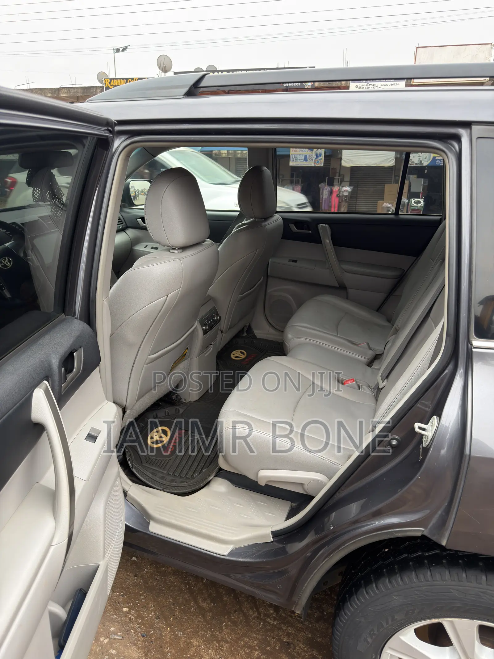 Toyota Highlander 2012 Gray