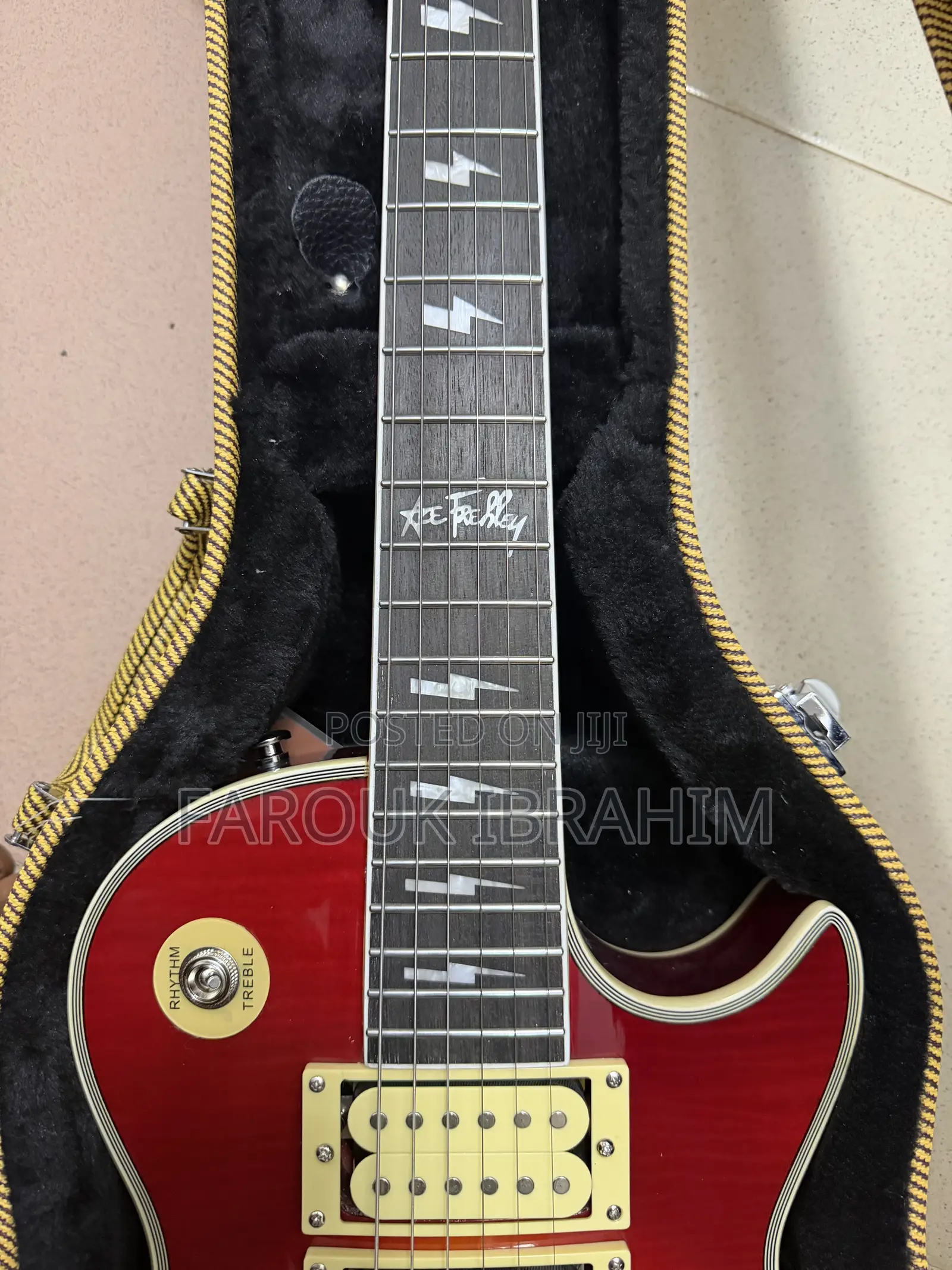 Gibson Guitar