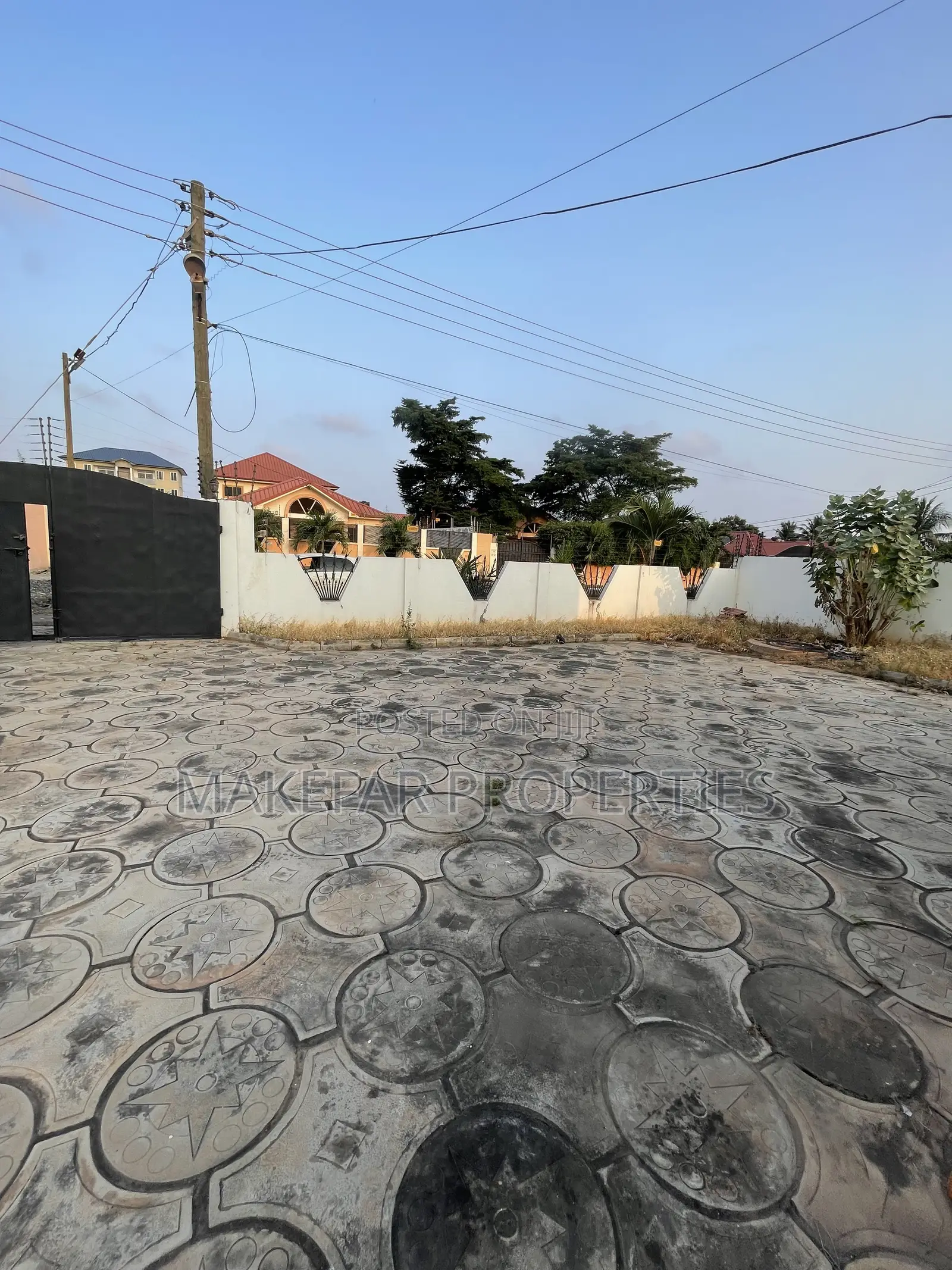 2bdrm House in East Legon for rent