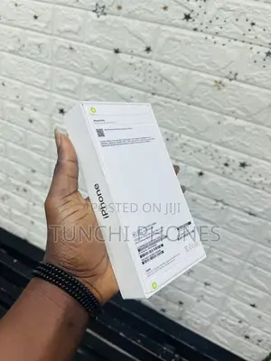 New Apple iPhone 15 Pro 256 GB Black
