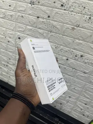 New Apple iPhone 15 Pro 256 GB Black