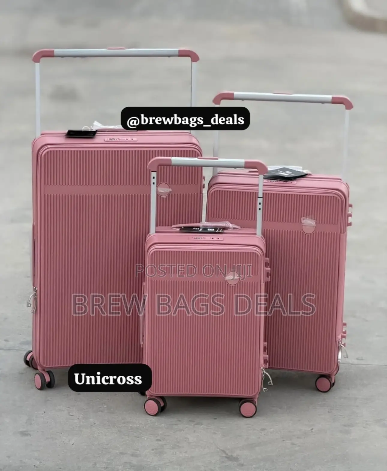 Premium Quality 3set Luxury Wide Handle Unbreakable Traveling Bag.