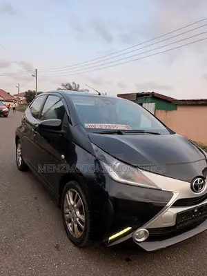 Toyota Aygo 2016 Black