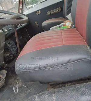 Hyundai Mighty 1