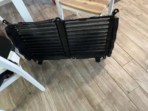 Toyota Tundra Shutter Grill (U.S.A) 2022,2023,2024,2025,2026