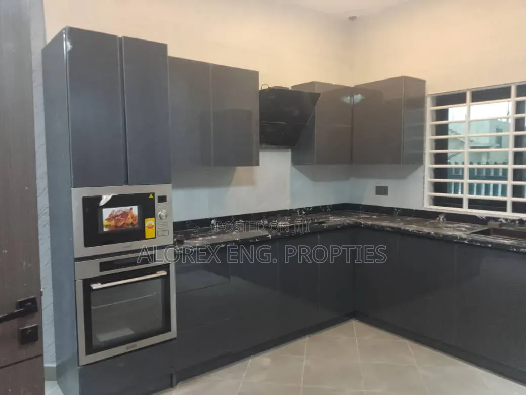 3bdrm House in Adenta Maalejor, Malejor for sale