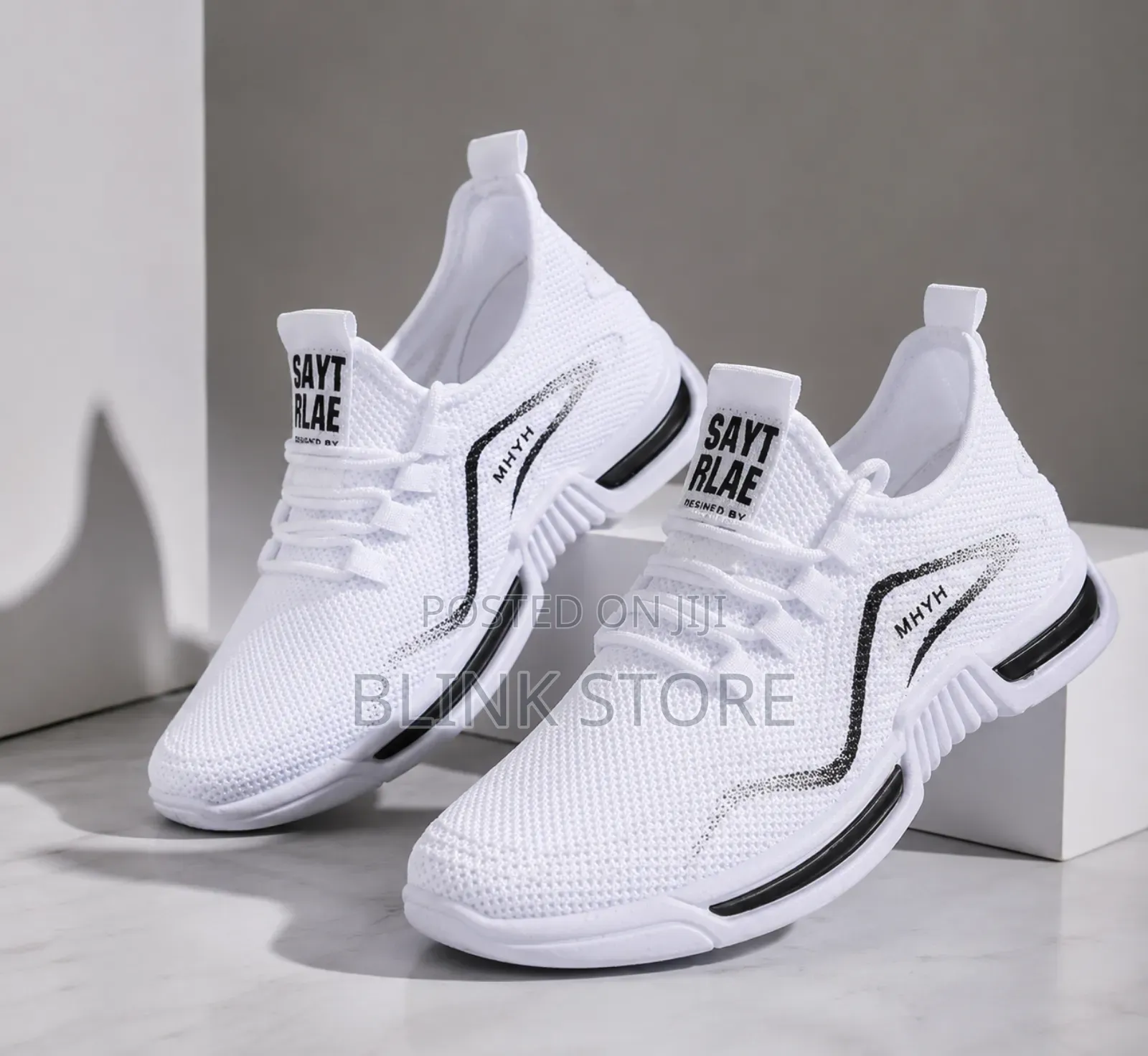 Neat Fashionable Sneakers