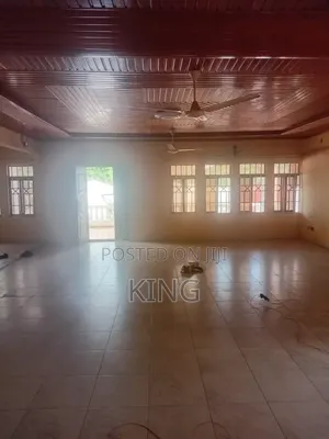 5bdrm Bungalow in Accra Metropolitan for rent
