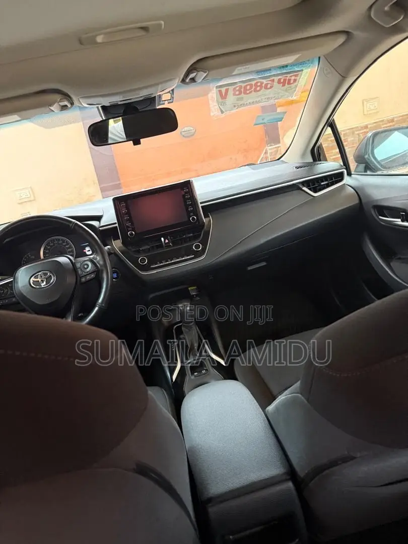 Toyota Corolla LE 2020 Black