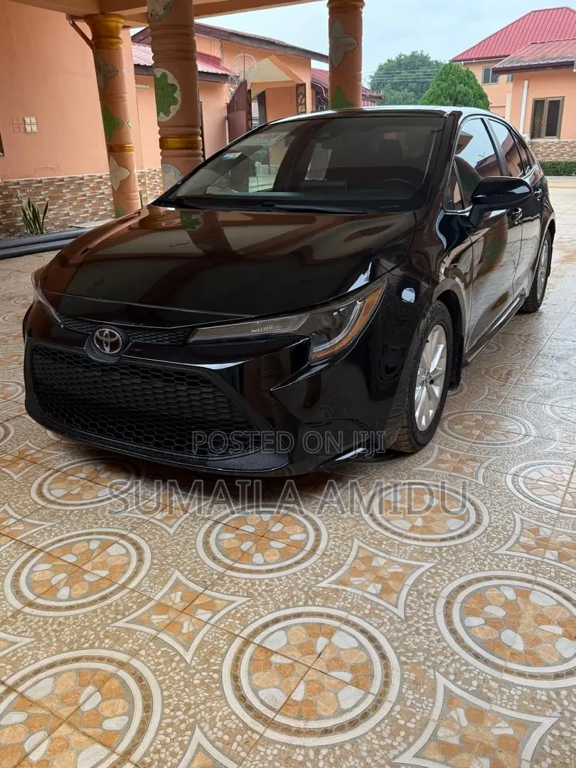 Toyota Corolla LE 2020 Black