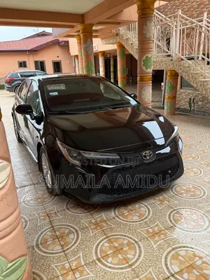 Toyota Corolla LE 2020 Black