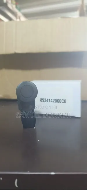 Toyota RAV4 Tacoma Ultrasonic Parking Aid Sensor