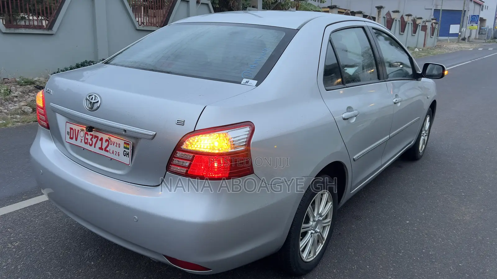 Toyota Vios 2011 Silver