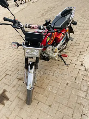 Royal RY125 2025 Red