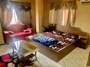 1bdrm Shared Apartment in Nasei Plaza, Las Palmas Area for rent