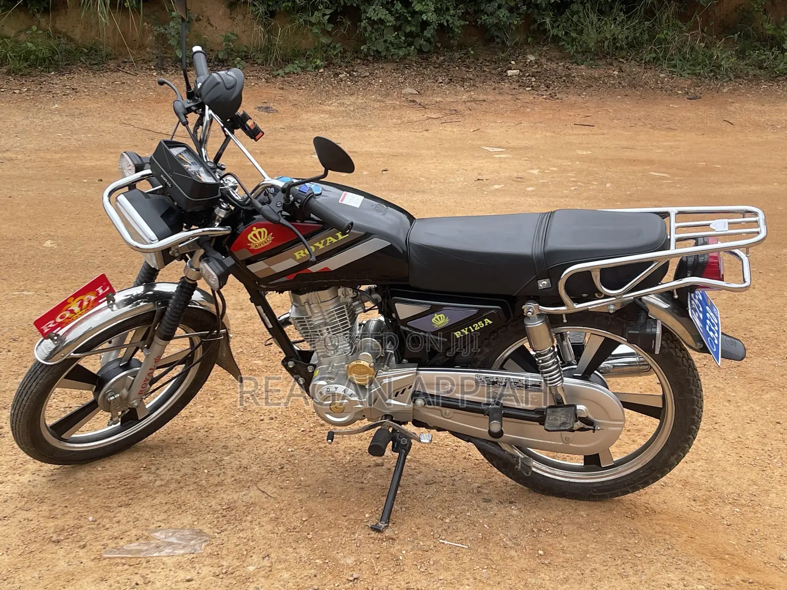 New Royal RY125 2025 Black