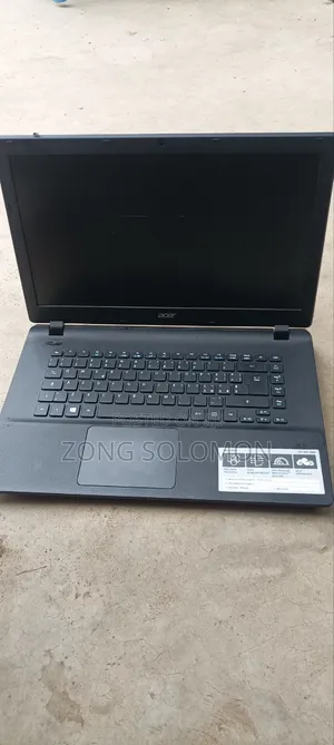 Laptop Acer Aspire ES1-522 4GB AMD HDD 500GB