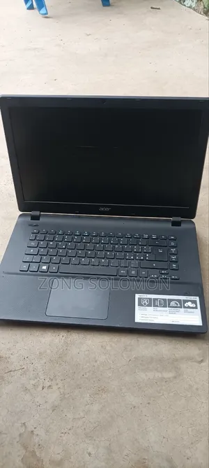 Laptop Acer Aspire ES1-522 4GB AMD HDD 500GB