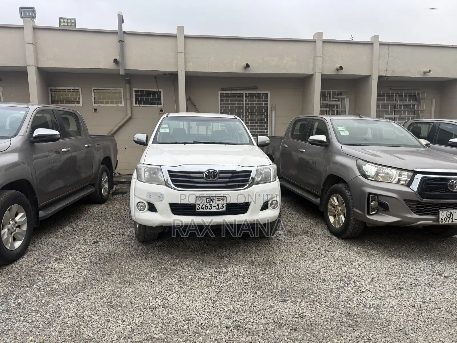 Toyota Hilux 2013 White