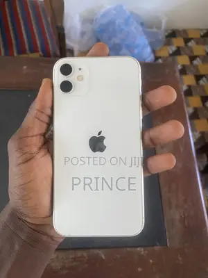 Apple iPhone 11 64 GB White