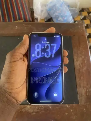 Apple iPhone 11 64 GB White