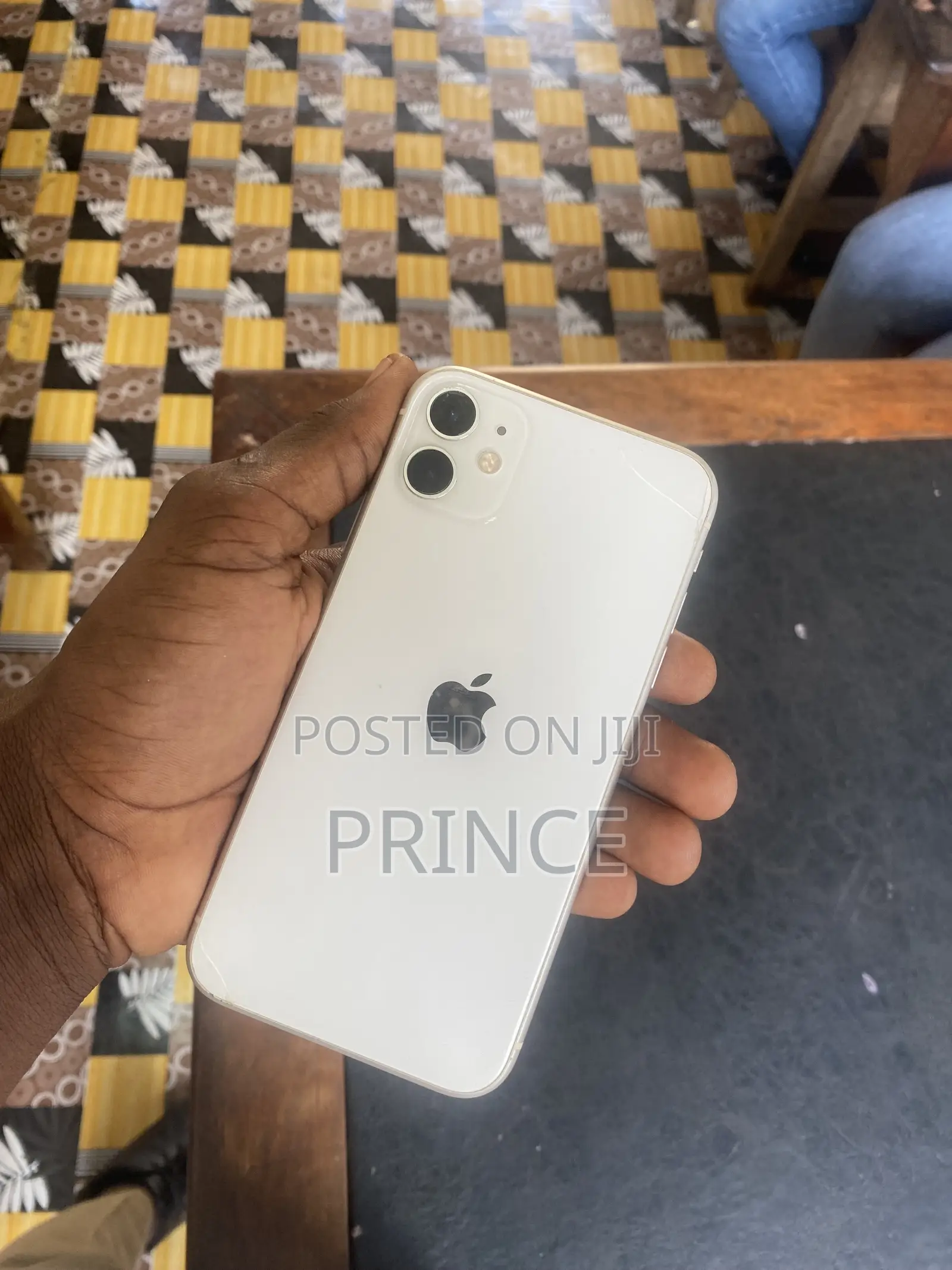 Apple iPhone 11 64 GB White