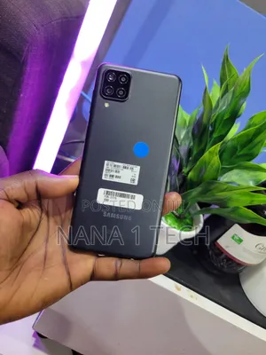 Samsung Galaxy A12 32 GB Black