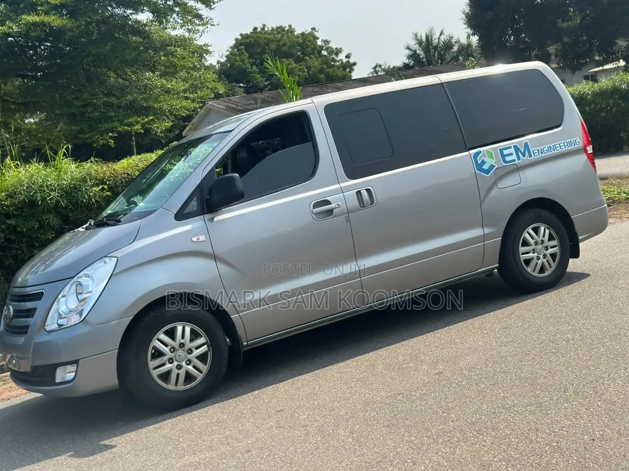 Hyundai Starex 2016 Grey