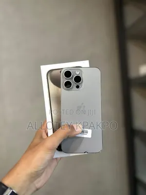 Apple iPhone 15 Pro Max 256 GB Silver