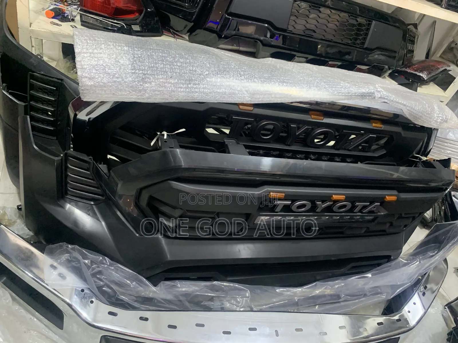 Toyota Tacoma 2022,2023,2024 Front Bumper Complete