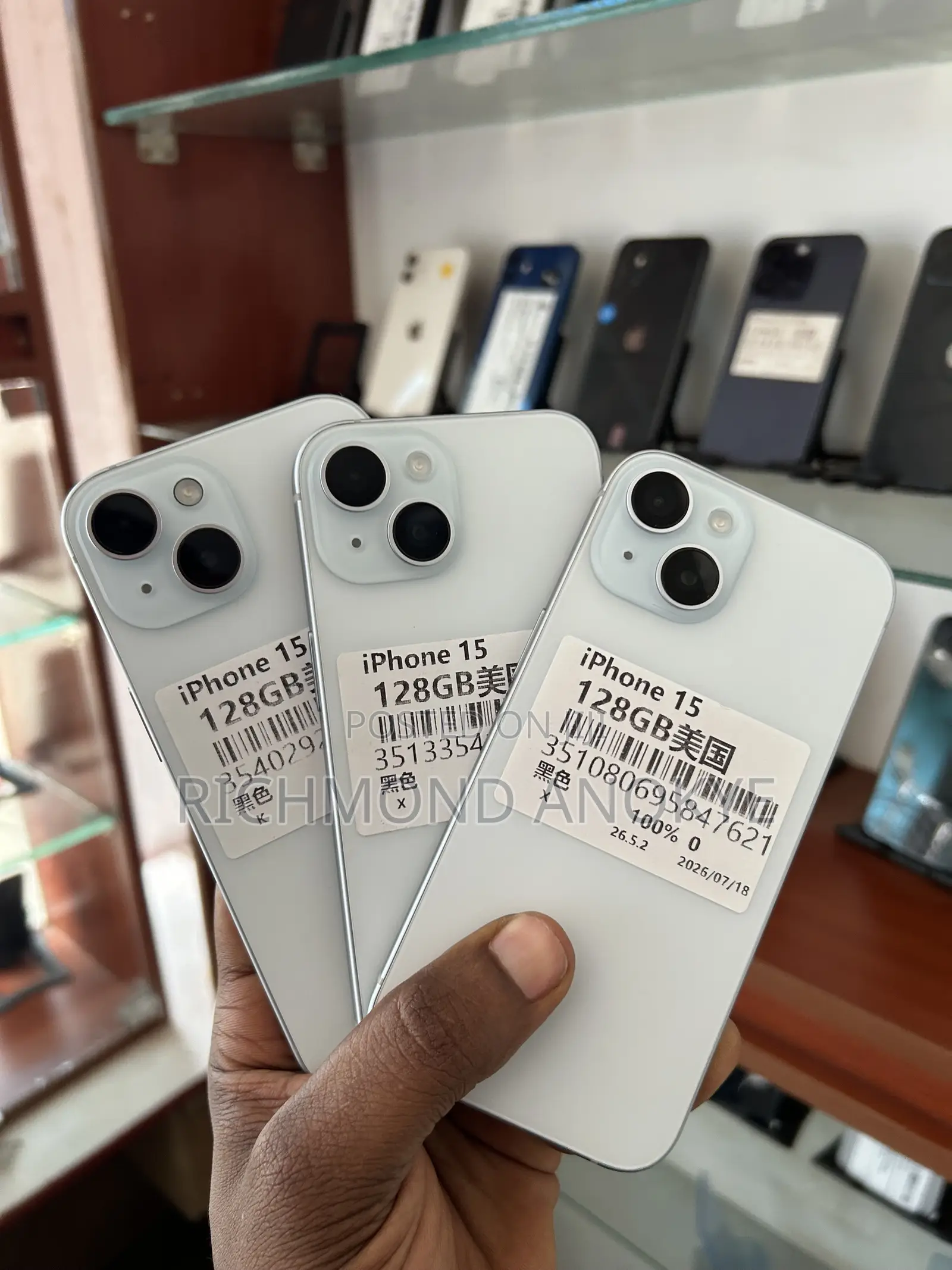 New Apple iPhone 15 128 GB Blue