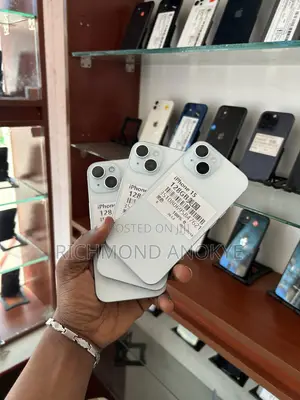 New Apple iPhone 15 128 GB Blue