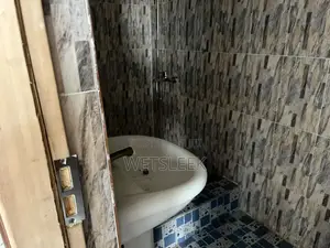 1bdrm Apartment in Lapaz, Abrantie for rent