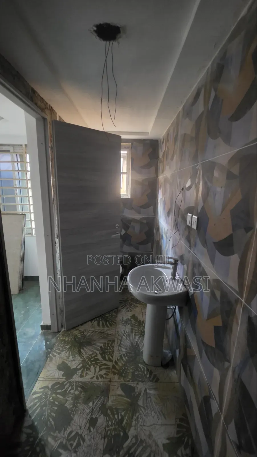 1bdrm Apartment in Lashibi Drc, Sakumono for rent