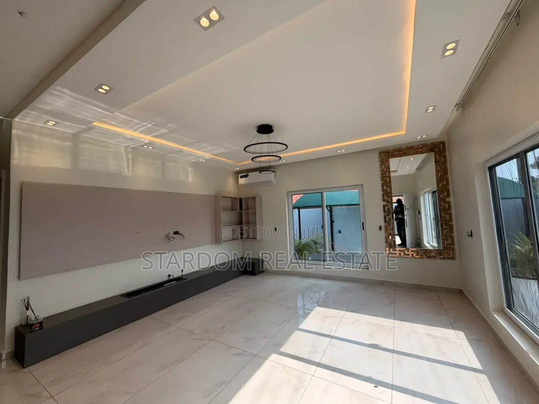 3bdrm Bungalow in East Legon Hills, Boundary Road Area for sale