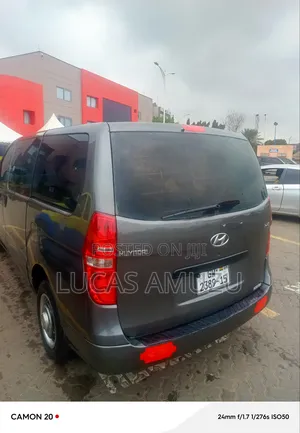 Hyundai H1 2015 Grey