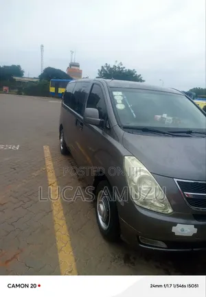 Hyundai H1 2015 Grey