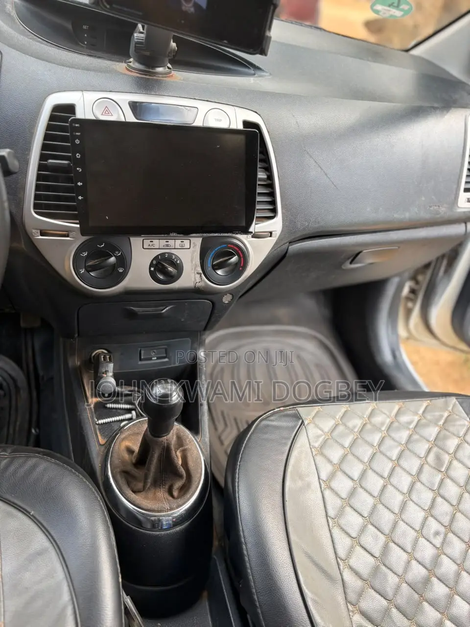 Hyundai i20 1.4 Dual VTVT Petrol (AT) 2012 Silver