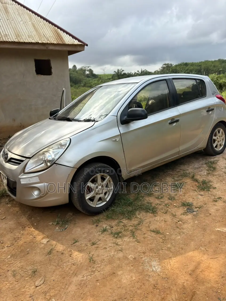 Hyundai i20 1.4 Dual VTVT Petrol (AT) 2012 Silver
