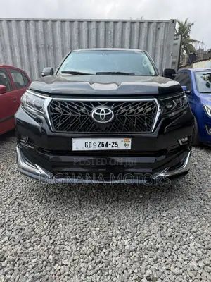 Toyota Land Cruiser Prado 4.0 Petrol TX-L 2017 Black