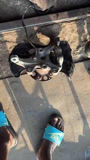 W204 or C250 Front Hub Bearing