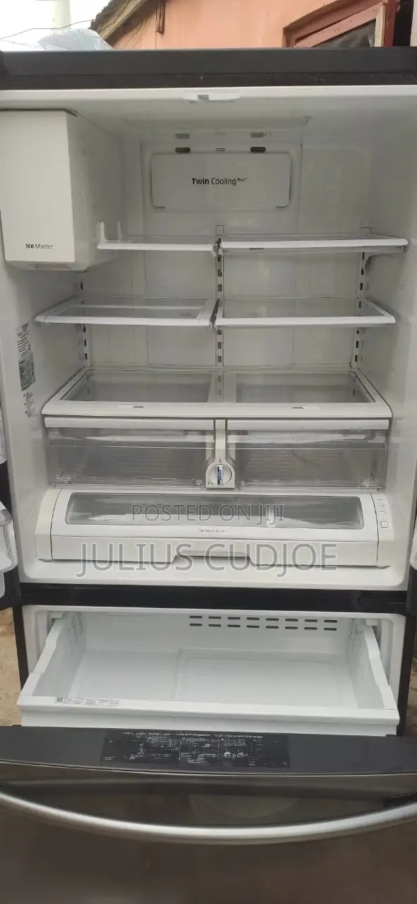 French Door Smart Samsung Refrigerator Family Hub