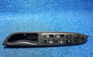 Hyundai Accent 2007-2011 Door Switch