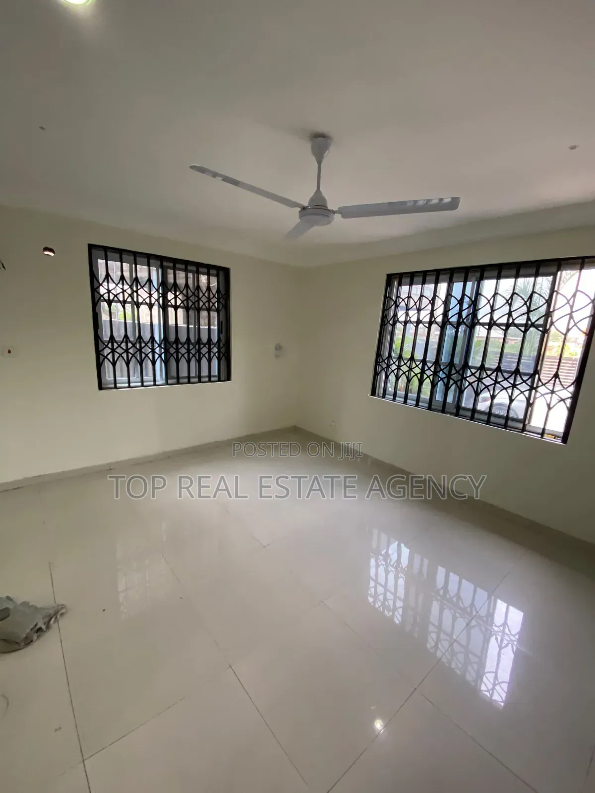 2bdrm Apartment in Ablekuma Kfc, Pentecost for rent