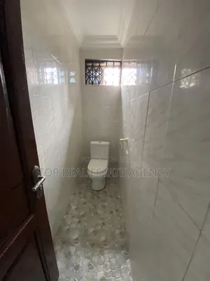 2bdrm Apartment in Ablekuma Kfc, Pentecost for rent
