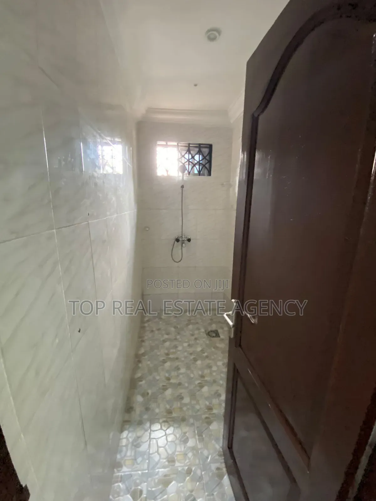 2bdrm Apartment in Ablekuma Kfc, Pentecost for rent