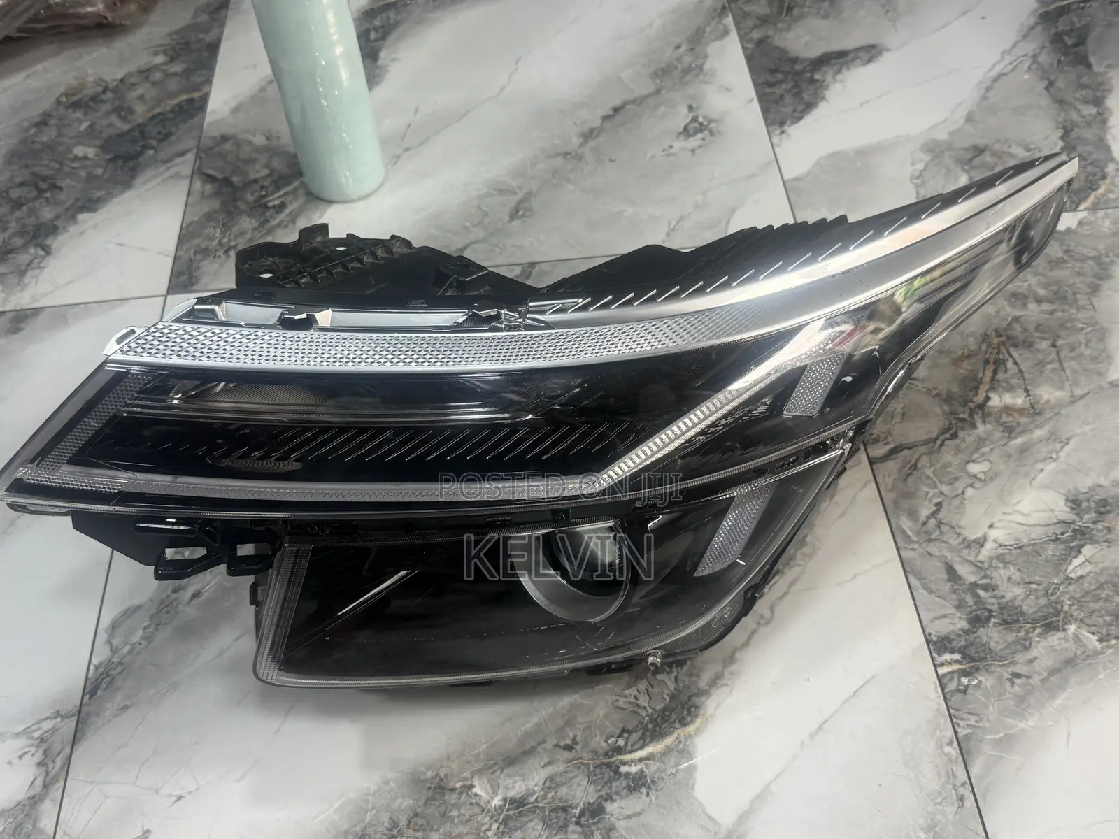 Kia Seltos Headlight